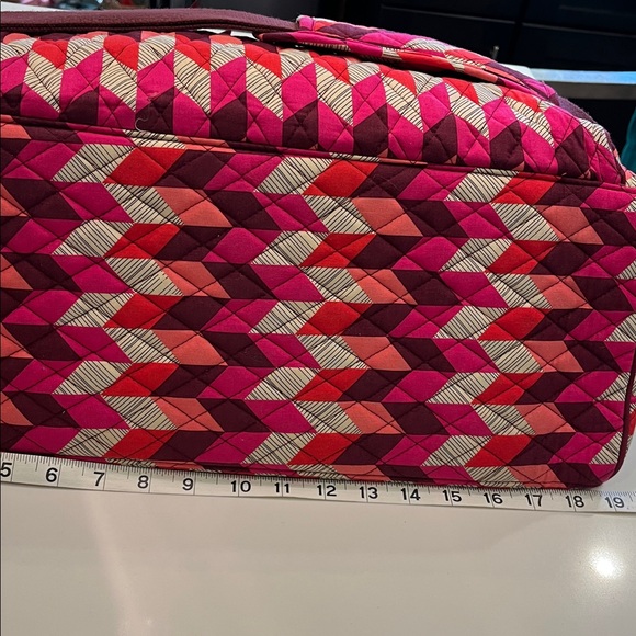 Vera Bradley Quilted Large Travel Bag in Bohemian Chevron With Strap. - Picture 9 of 11